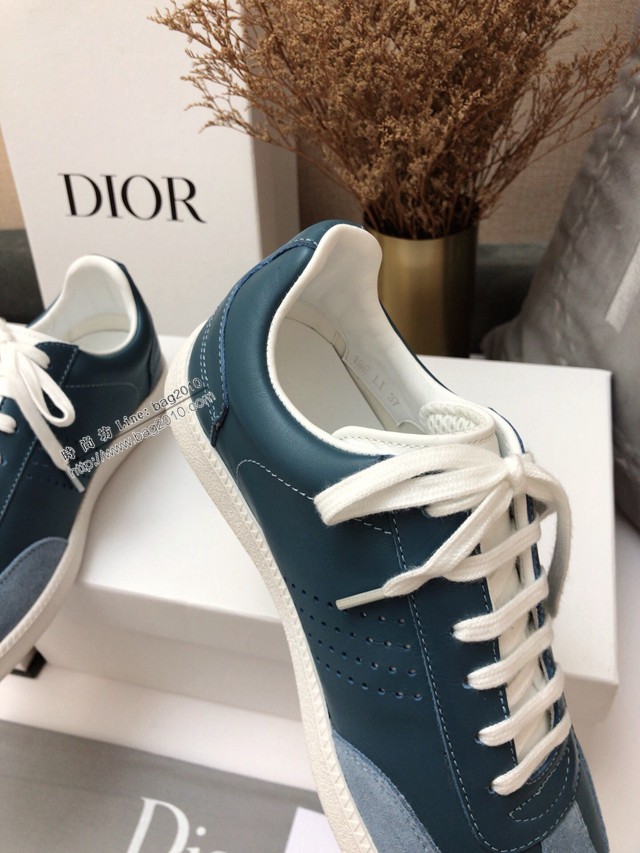 Dior明星同款平底圓頭運動鞋 迪奧2021春夏最新情侶款系帶休閒小白鞋 CD字母logo小蜜蜂印花拼色德訓鞋 dx3503